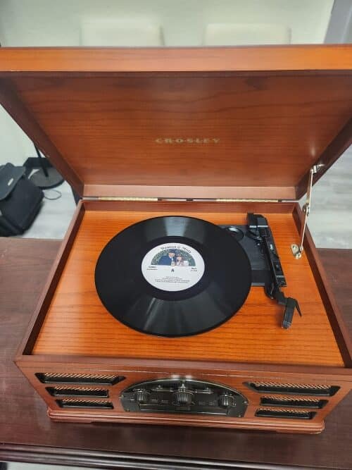 image of a record player