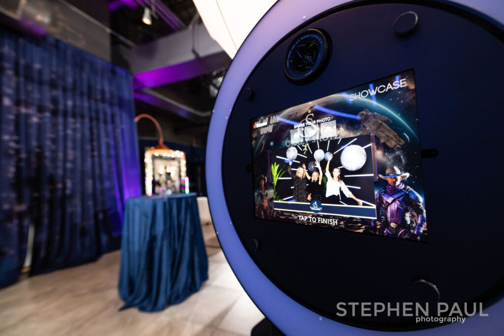 image of one of our DSLR photo booths